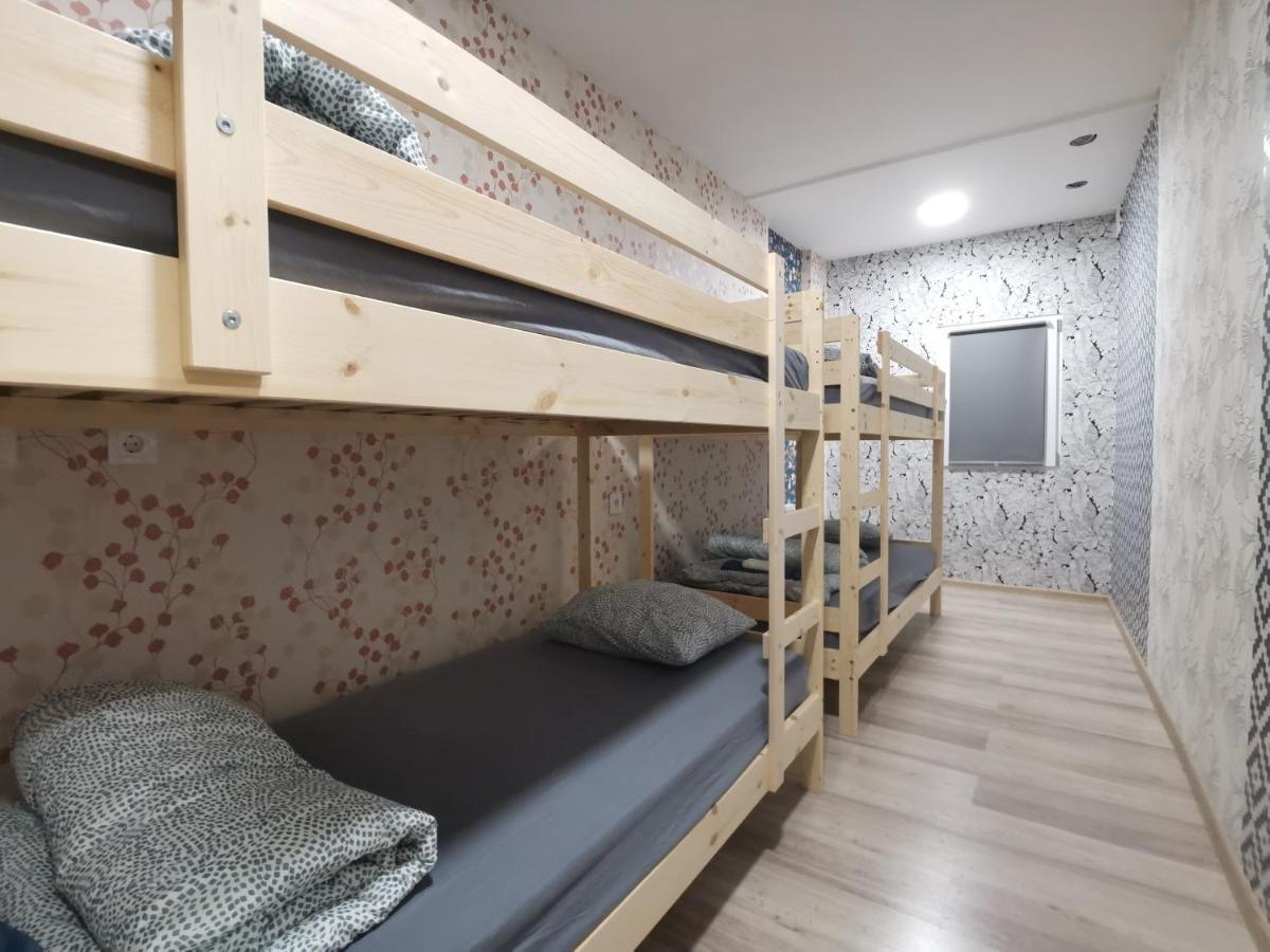 Bar-Celona - Rooms & Beds Vilnius Exterior photo